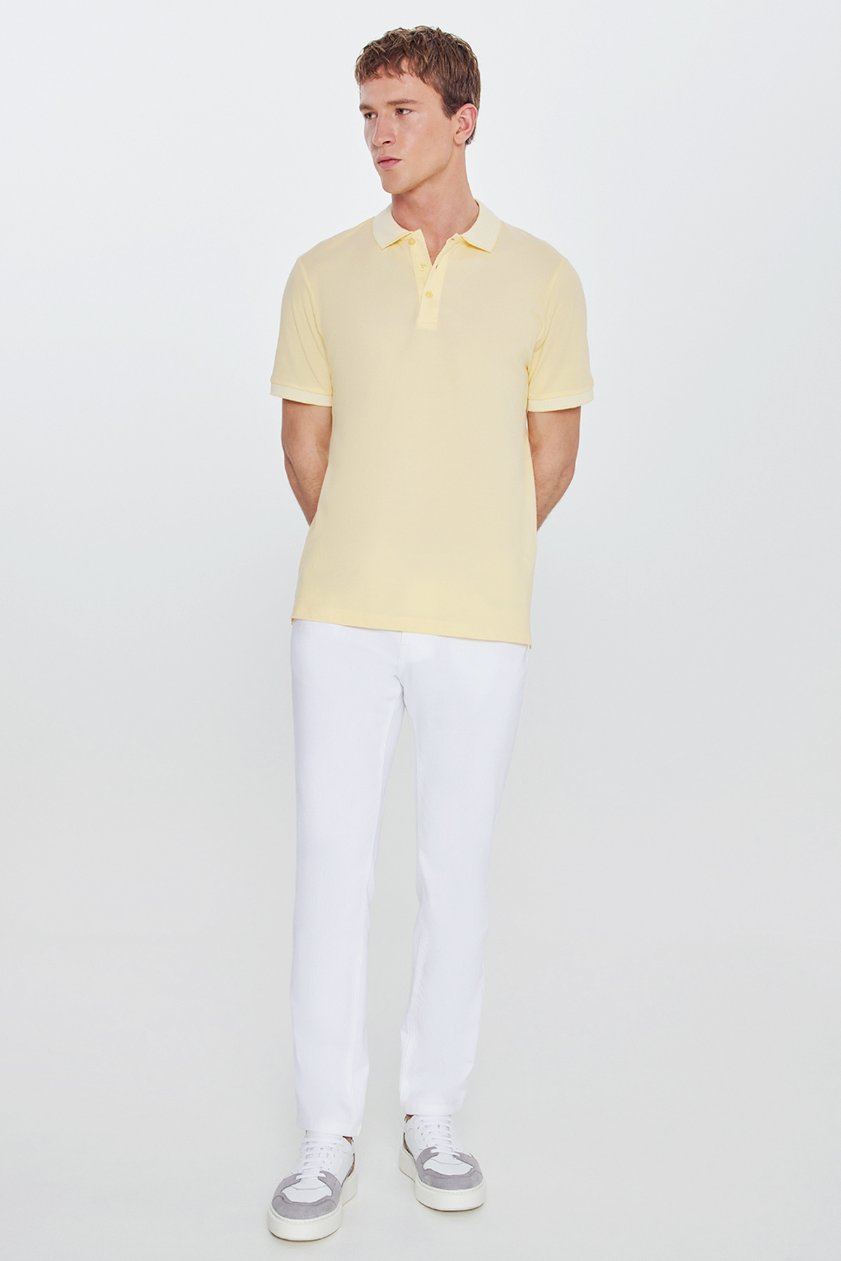 AC&Co / Altınyıldız Classics Erkek Çekmeyen Pamuklu Kumaş Slim Fit Dar Kesim Sarı-Beyaz Kıvrılmaz Polo Yaka Tişört görsel 7