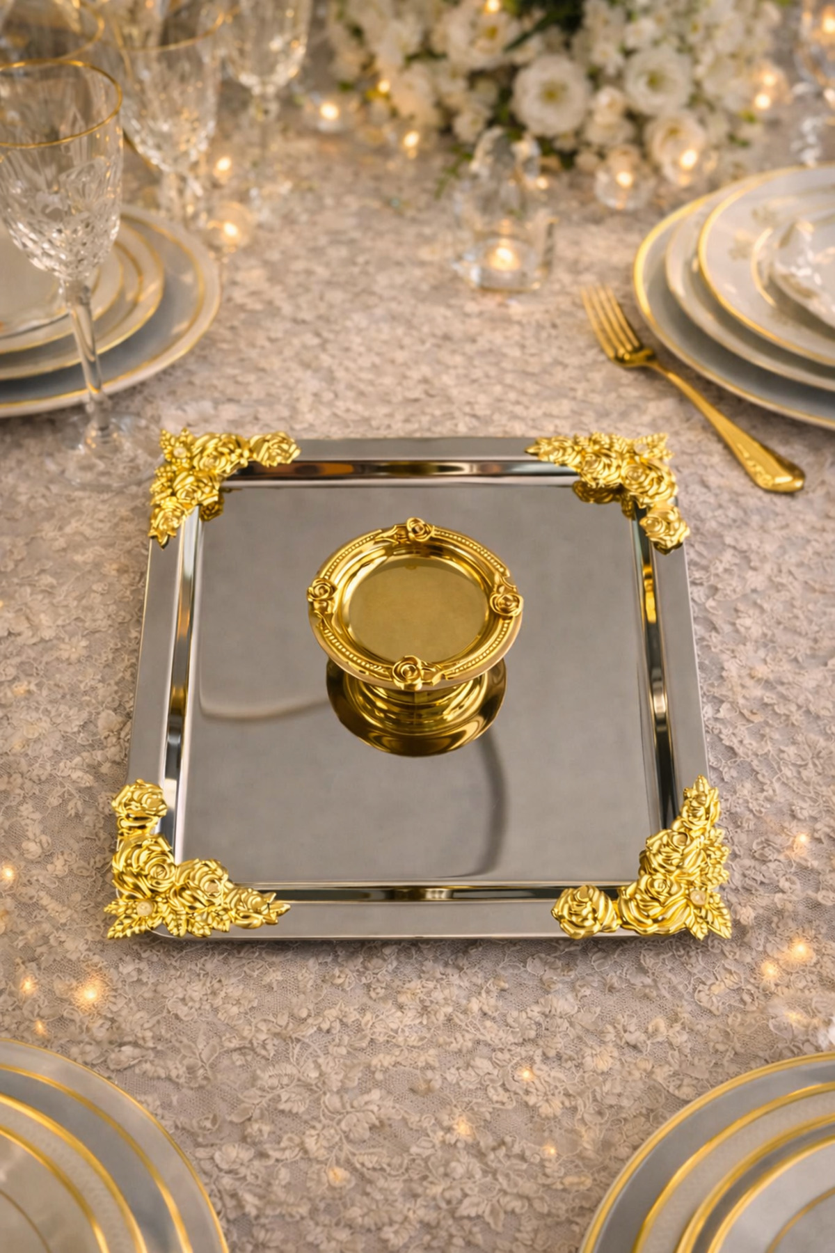 金メッキ ティーセット 4点セット JASPER 6'Lı Lüks 4 Kenar Altın Çiçek Detaylı Tepsi & Gold Lokumluk