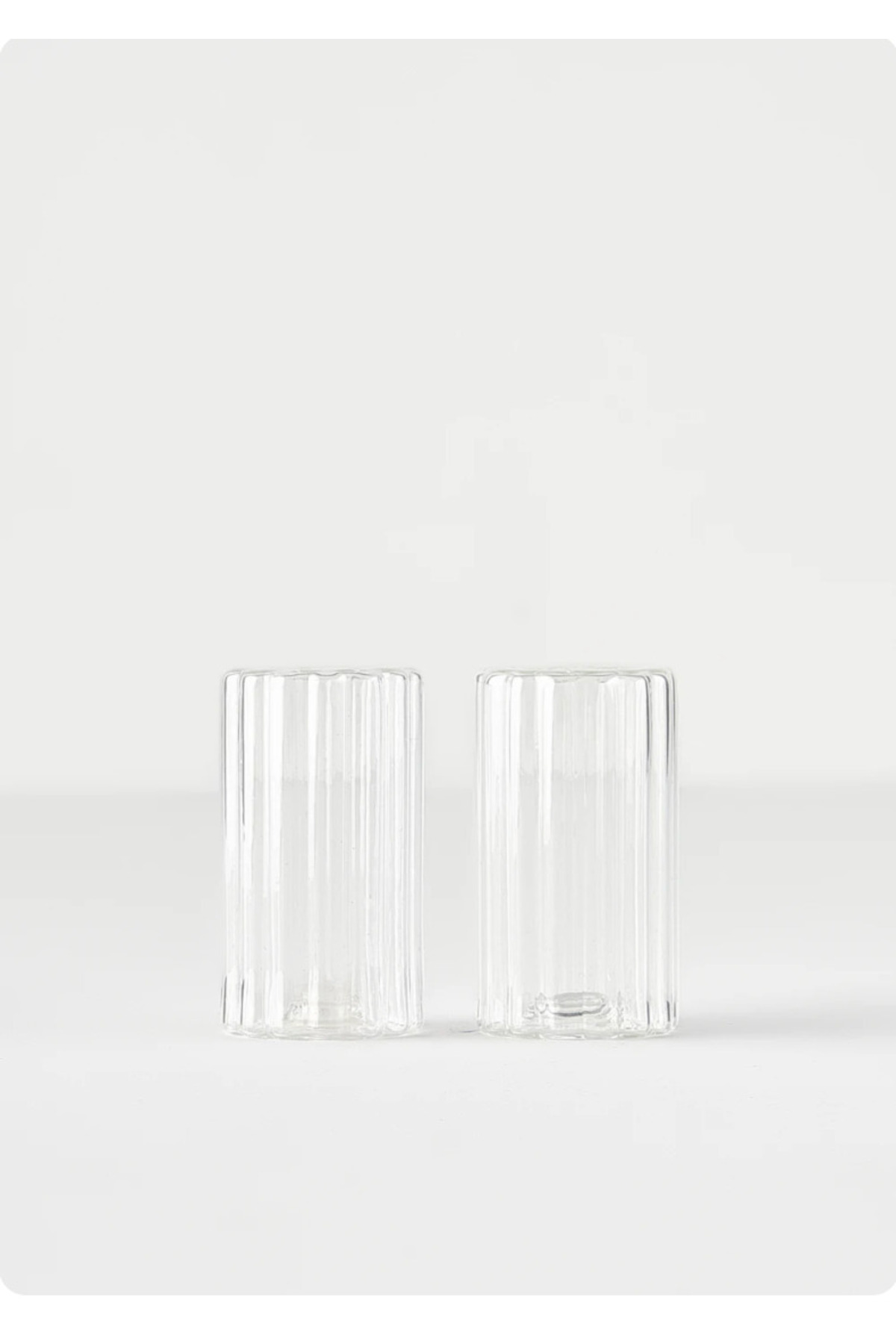 2-Piece Stylish Glass Salt&Pepper Shaker