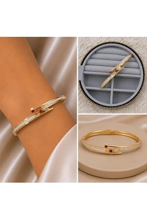 MK Minimal Taş Detaylı Gold Kelepçe Bileklik
