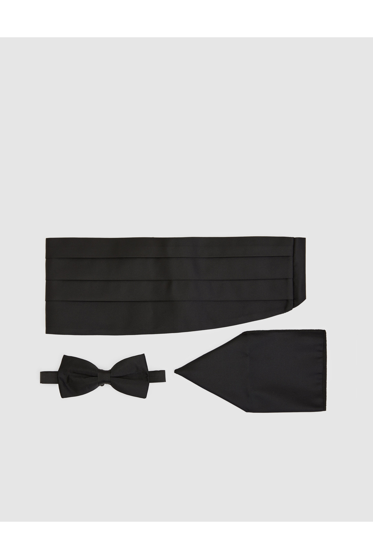 Pierre Cardin Siyah Takımlı Papyon & Kuşak 50328594-VR046