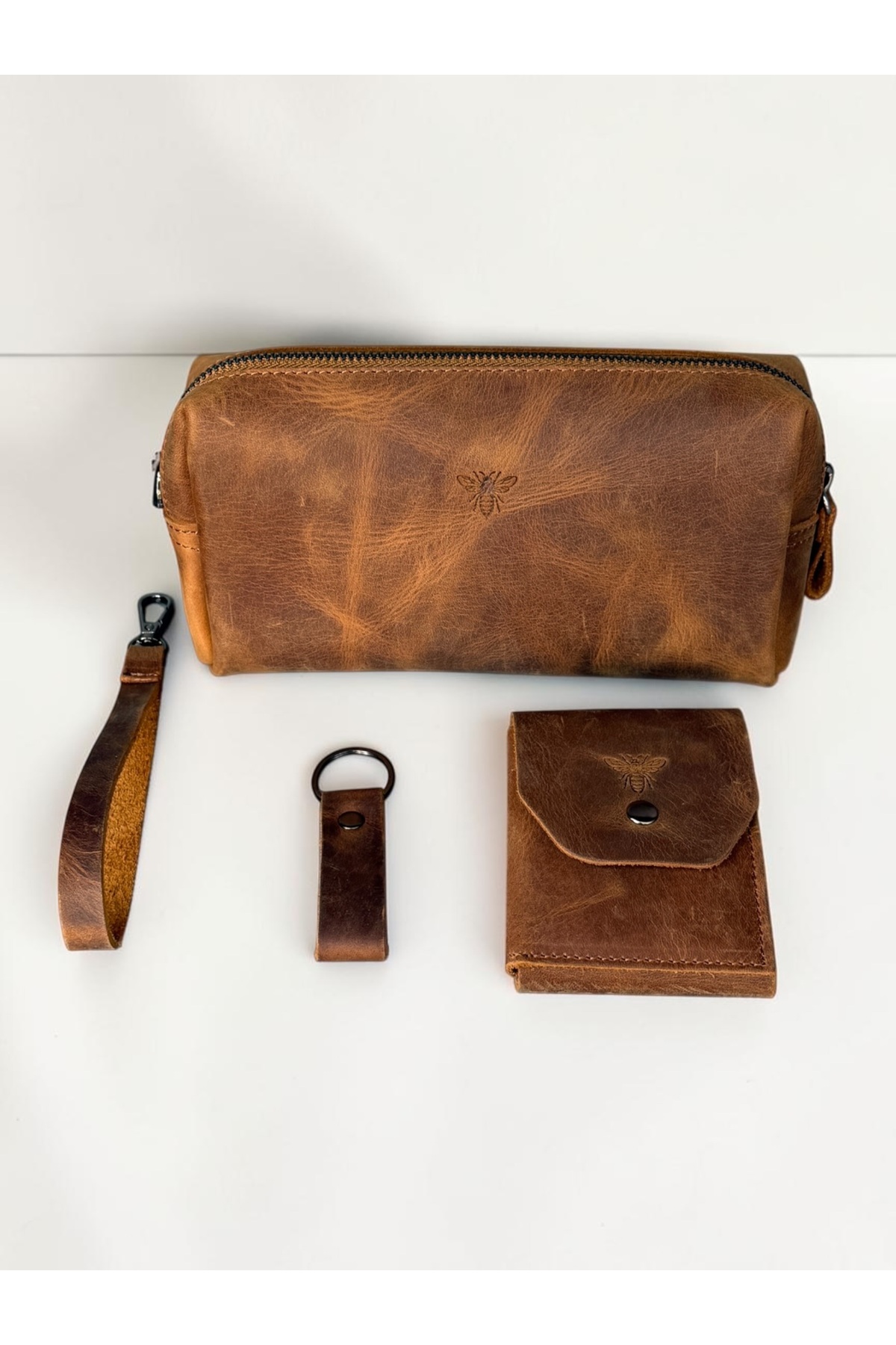 BeeBlack %100 Hakiki Crazy Dana Derisi Pirana Model (El Çantası , Cüzdan , Anahtarlık) SET'İ şık minimalist görsel 8