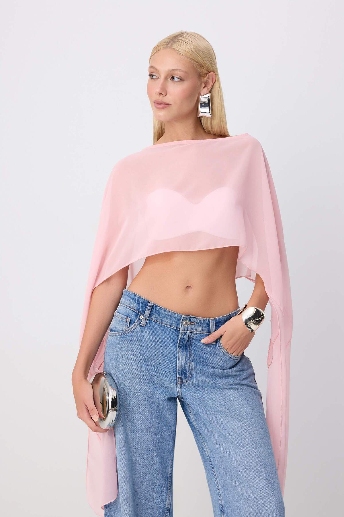 Trendyolmilla Pudra Asimetrik Kesim Astarsız Şifon Pelerin Party Bluz TPRSS26BZ00055