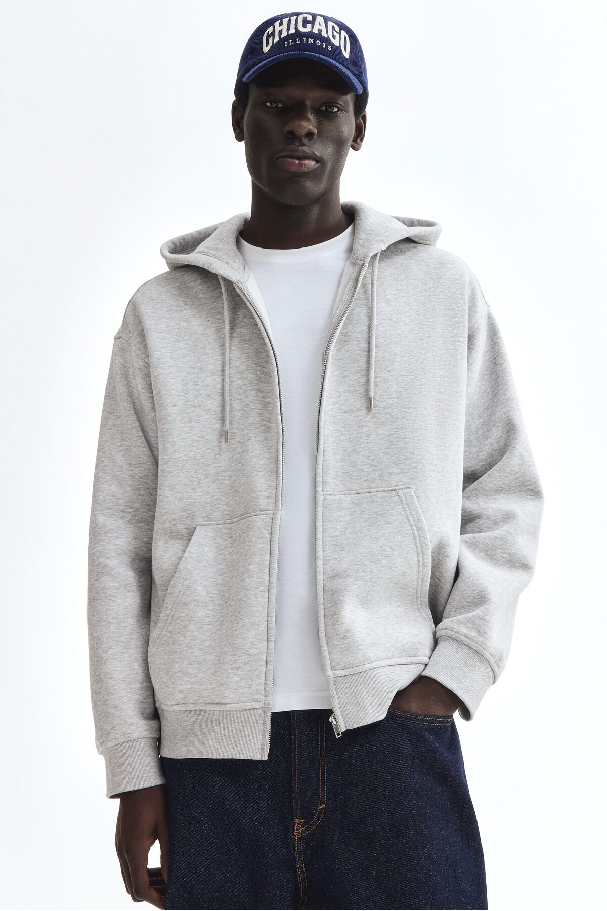 Kapüşonlu ve Fermuarlı Üst Loose Fit