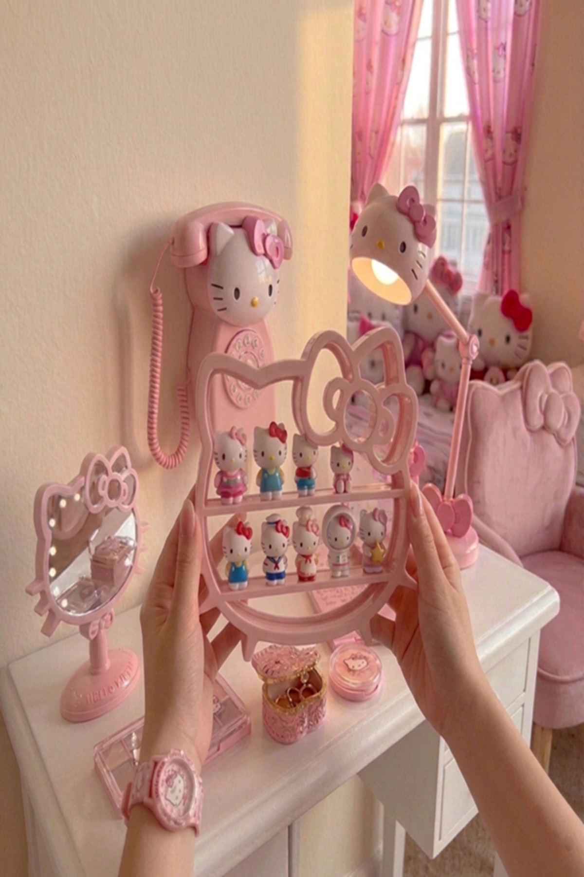 Küp Atölye Hello Kitty Masaüstü Raf Organizer - Fiyatı, Yorumları