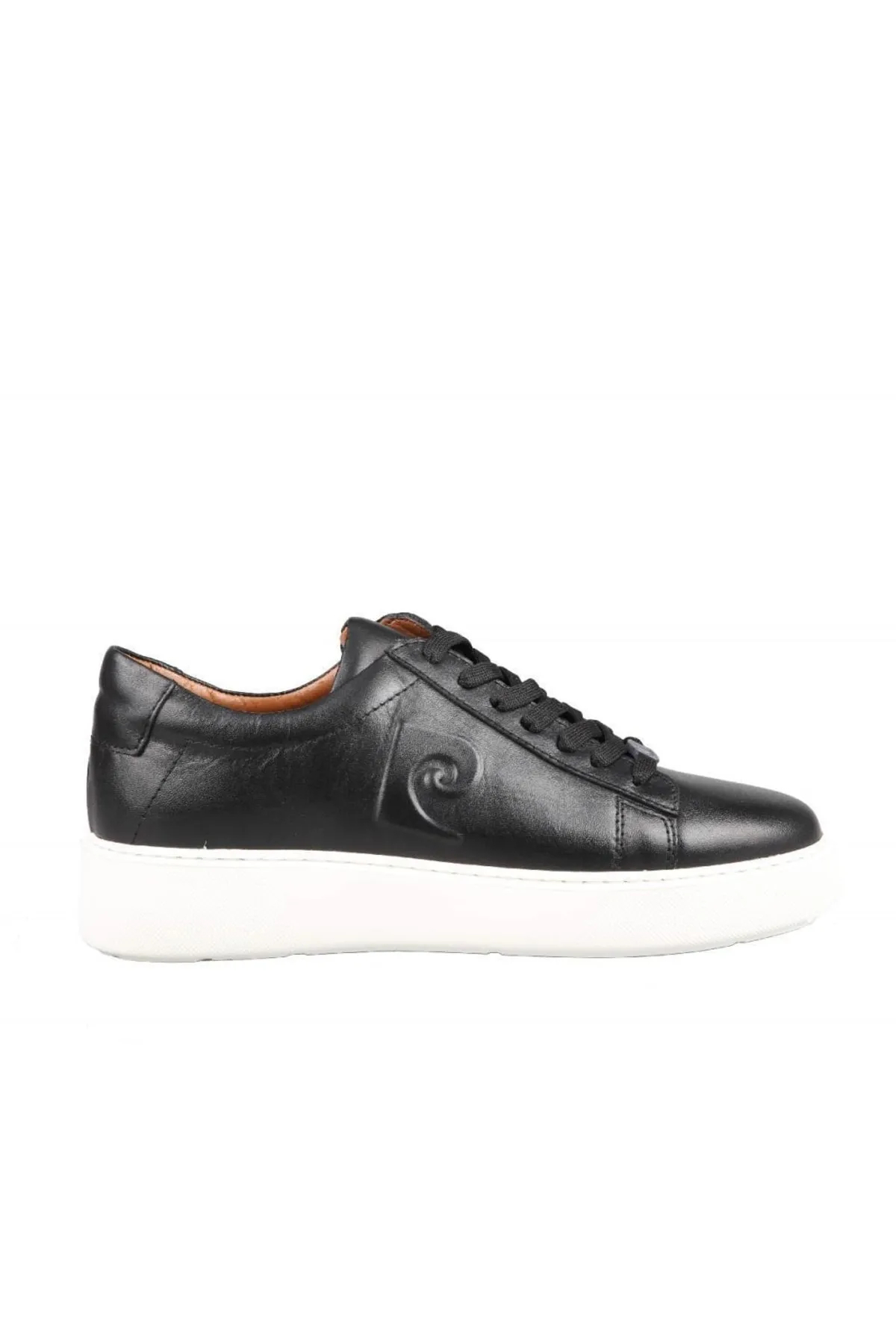 کفش راحتی مردانه چرم طبیعی کد ۱۳۶۲۰۰۲ مشکی پیر کاردین کفش کژوال Pierre Cardin