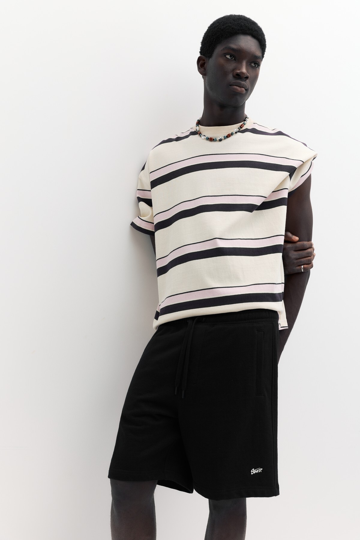 Jogger bermuda shorts with logo