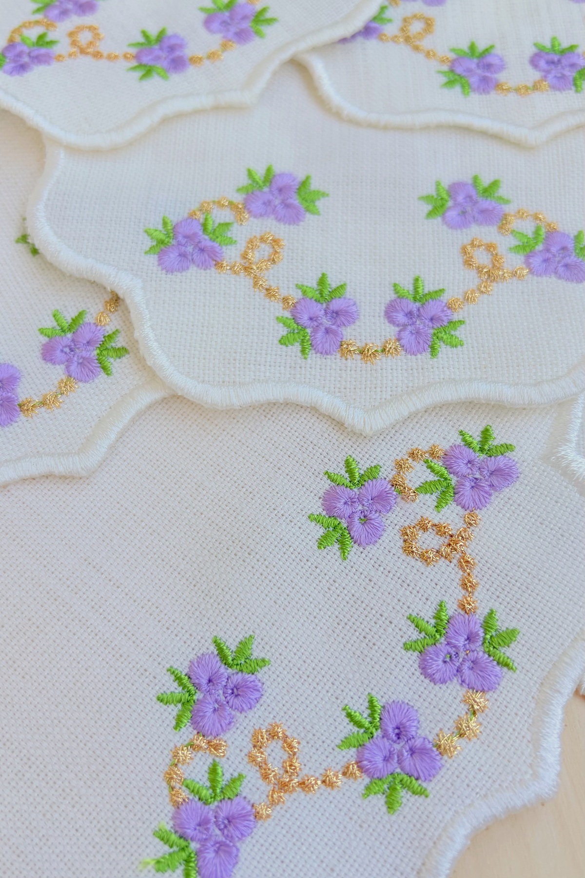 Flower Embroidered Coffee Coaster, Serving Napkin, Coffee Coaster, 6-Piece Cocktail Napkin