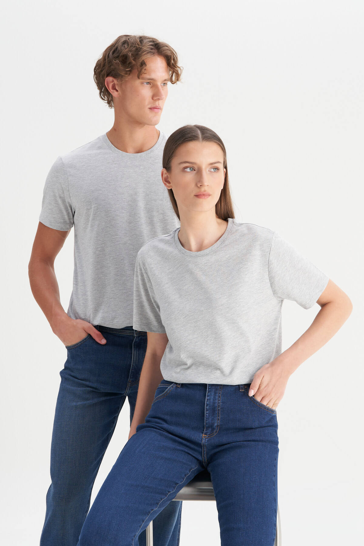 AC&Co / Altınyıldız Classics Erkek/unisex Gri Melanj Pamuklu Slim Fit Dar Kesim Bisiklet Yaka Basic Tişört görsel 8