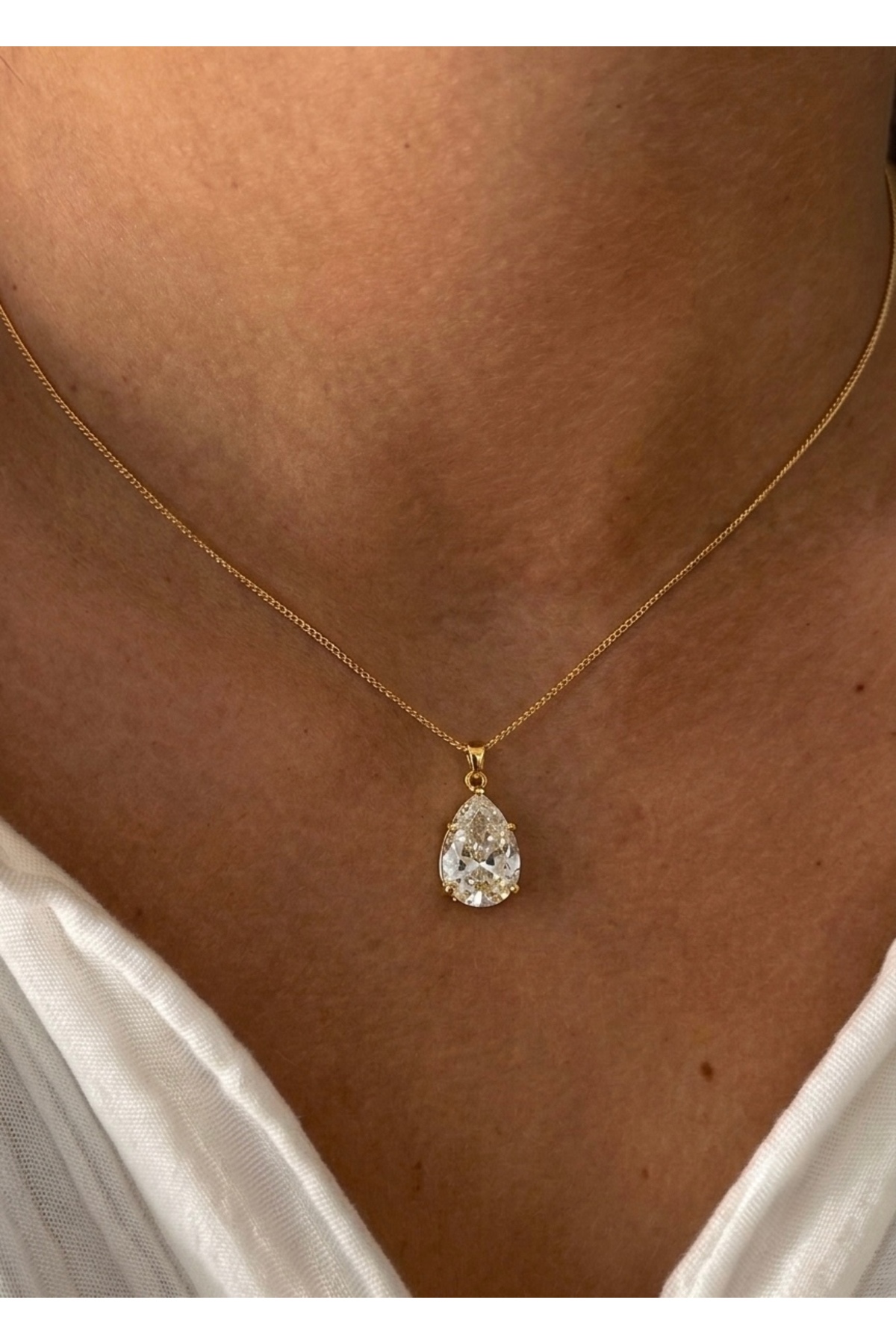 KİLİGİSTANBUL 14 K Renginde Damla Taş Kolye 42+5 CM