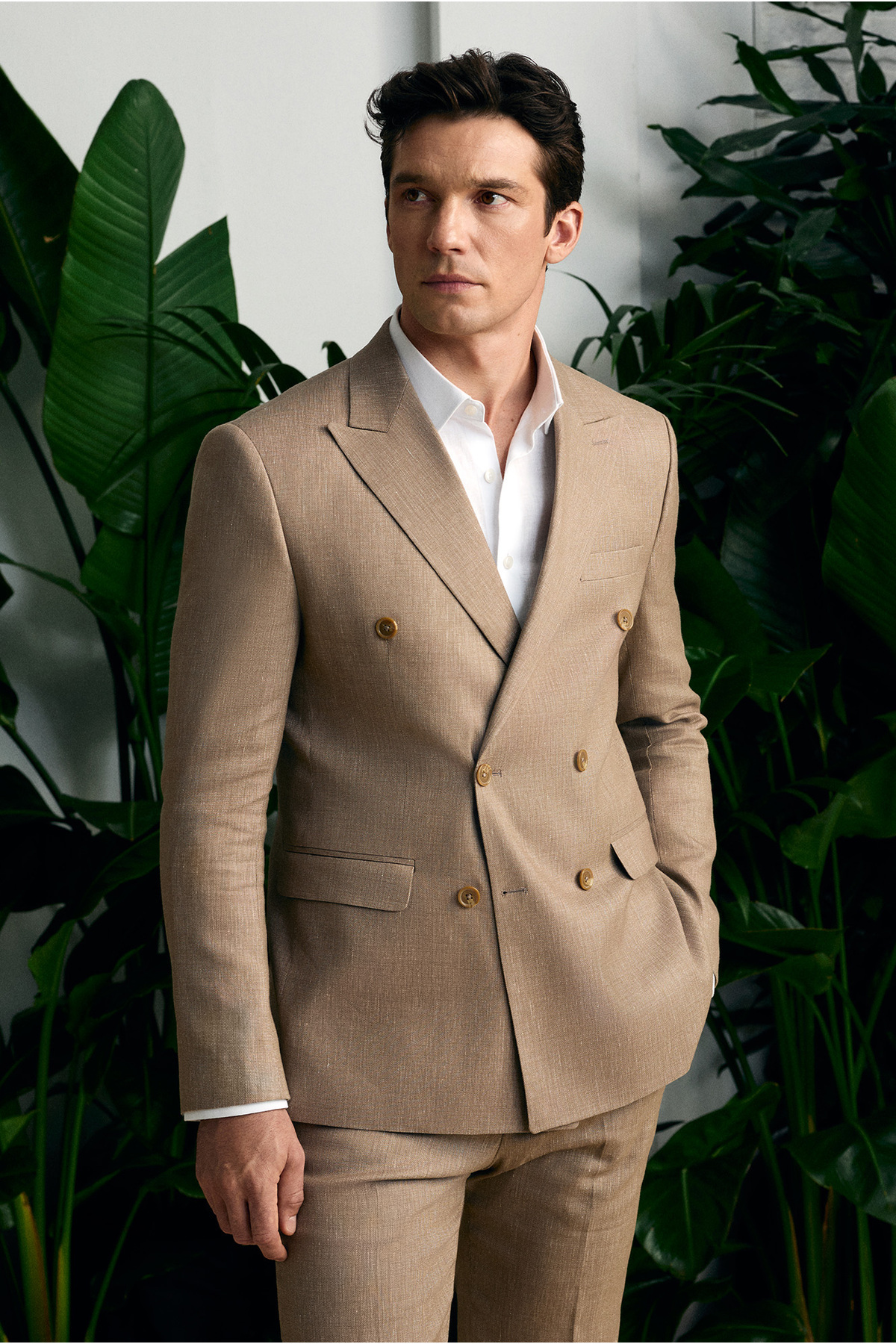 Kiğılı 7 Drop Slim Fit Dar Kesim Keten Karışımlı Sivri Yaka Kruvaze Takım Elbise