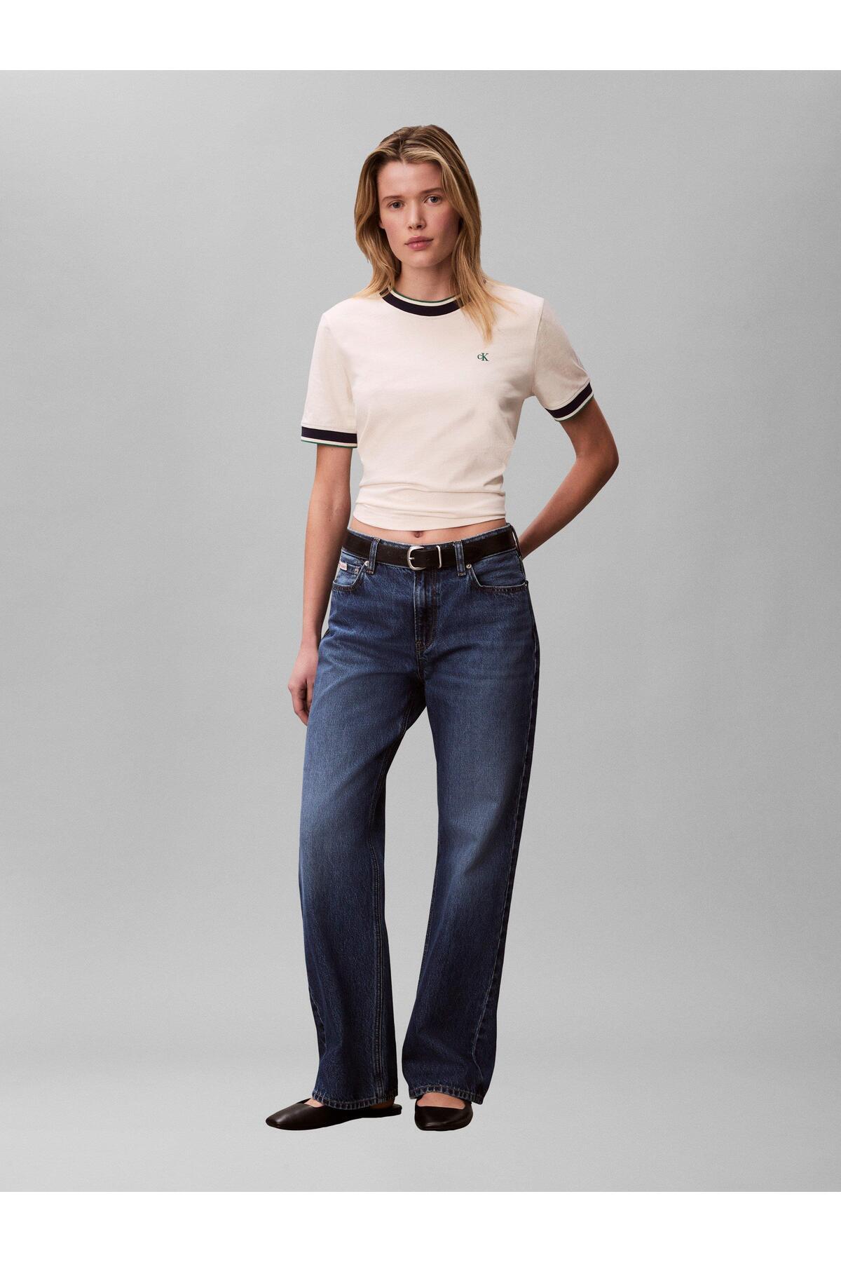 تیشرتزنانهCalvin Kleinسفید تیشرتزنانهCalvin Kleinسفید