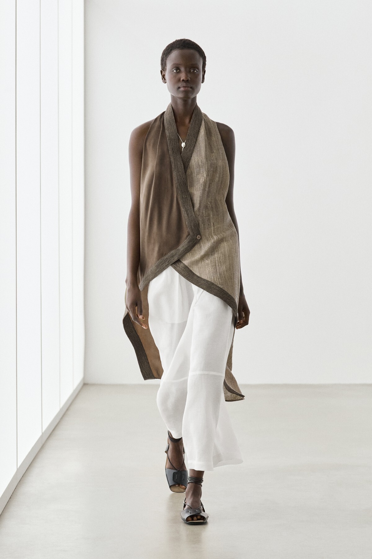 Sewing detail draped shalwar trousers