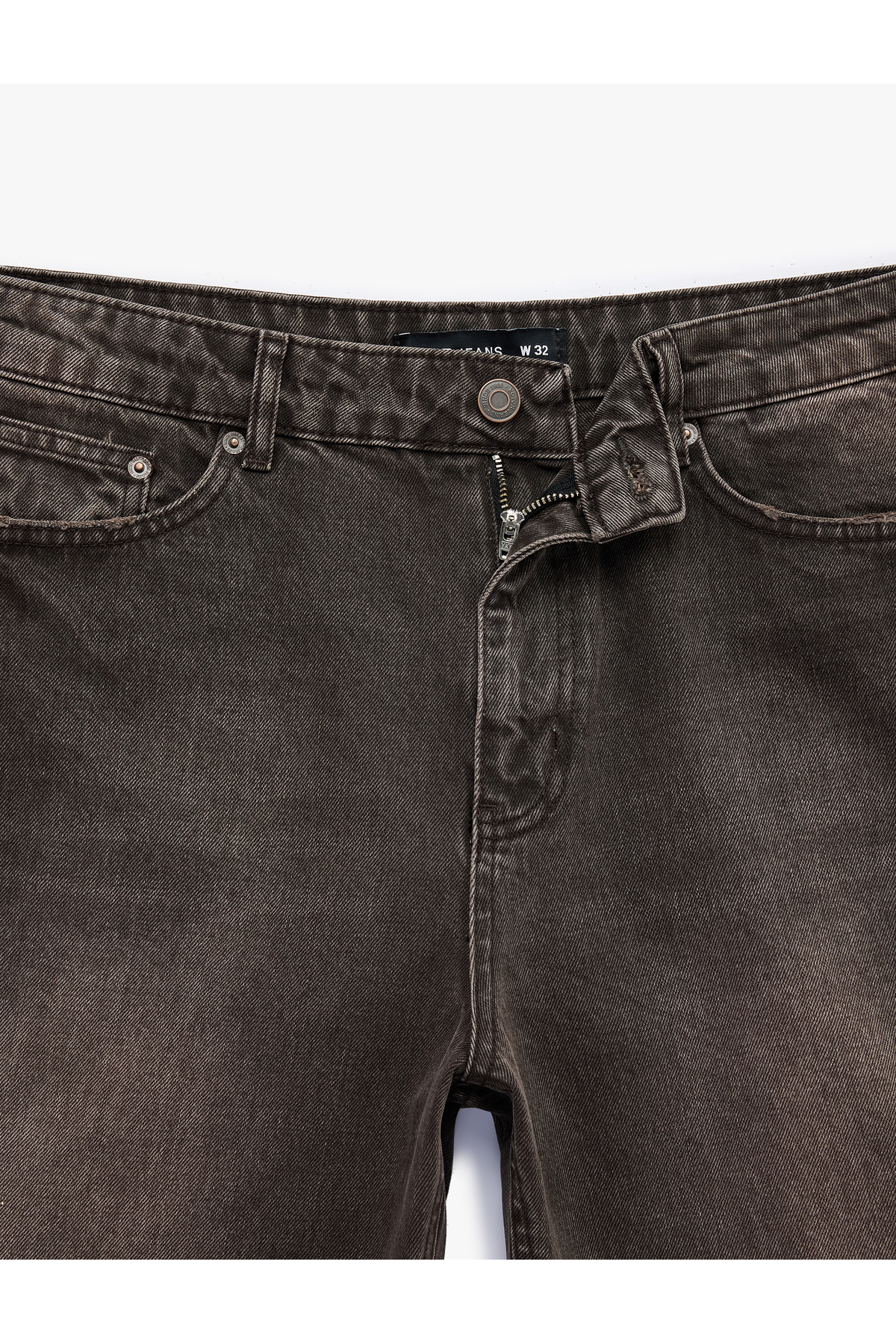 Koton Pamuklu Cepli Normal Bel Straight Fit Bermuda Jean Şort görsel 5
