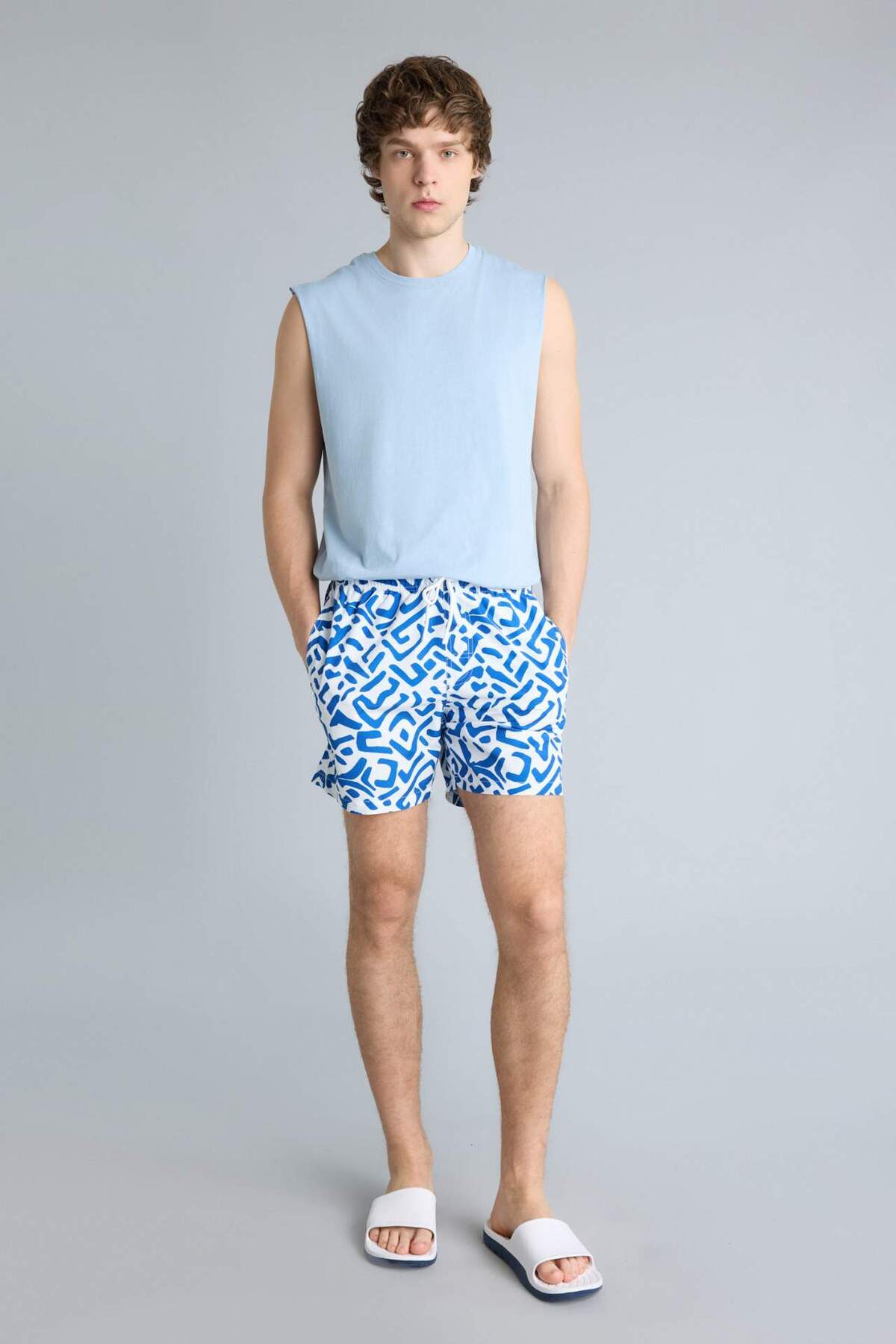 Defacto Regular Fit Printed Mesh Lined Short Length Blue Swim Shorts G6944Ax26Hs