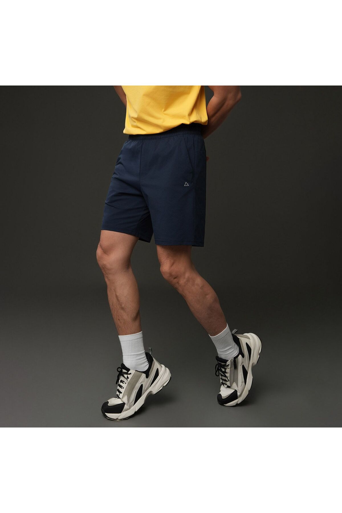 Giordano Men Regular Quick Dry G-Motion Shorts