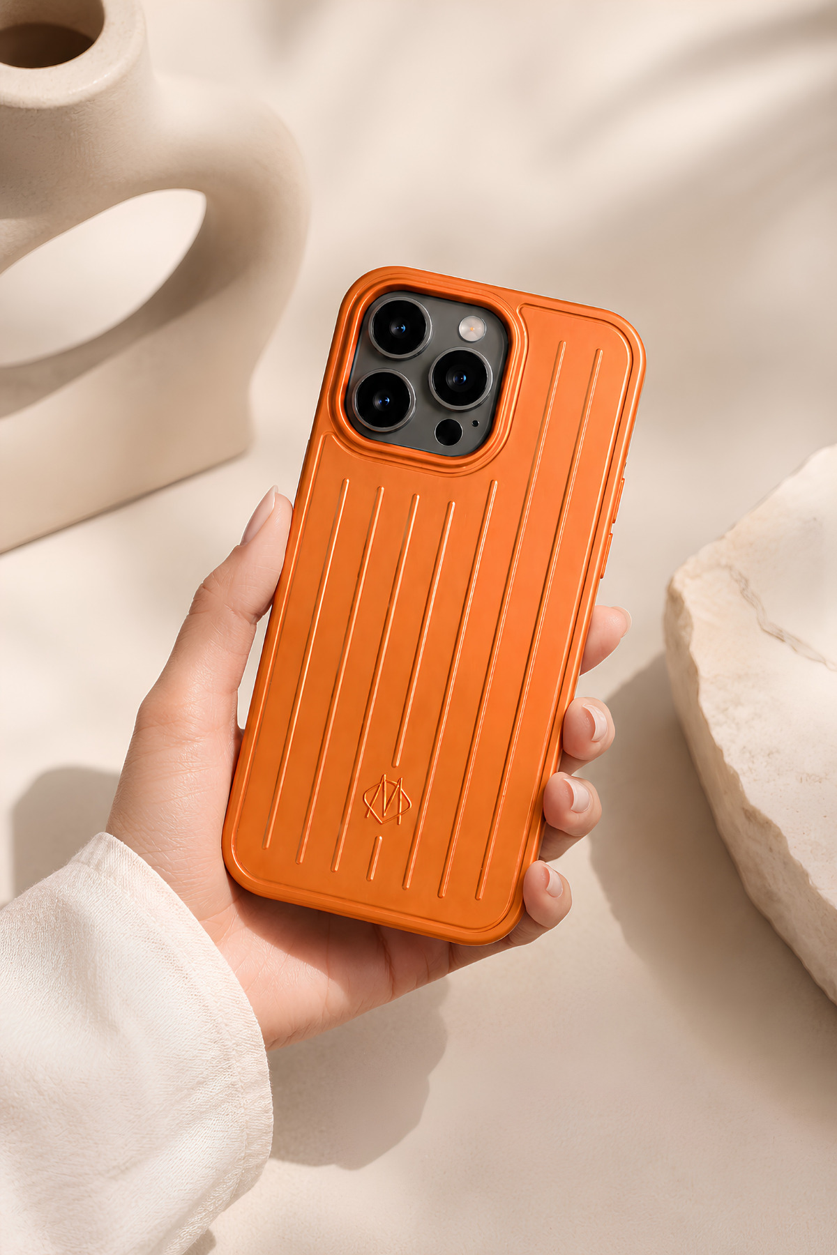 QUSCHU iPhone 15 Pro Uyumlu Rimowa Telefon Kılıfı RMW32 - Fiyatı