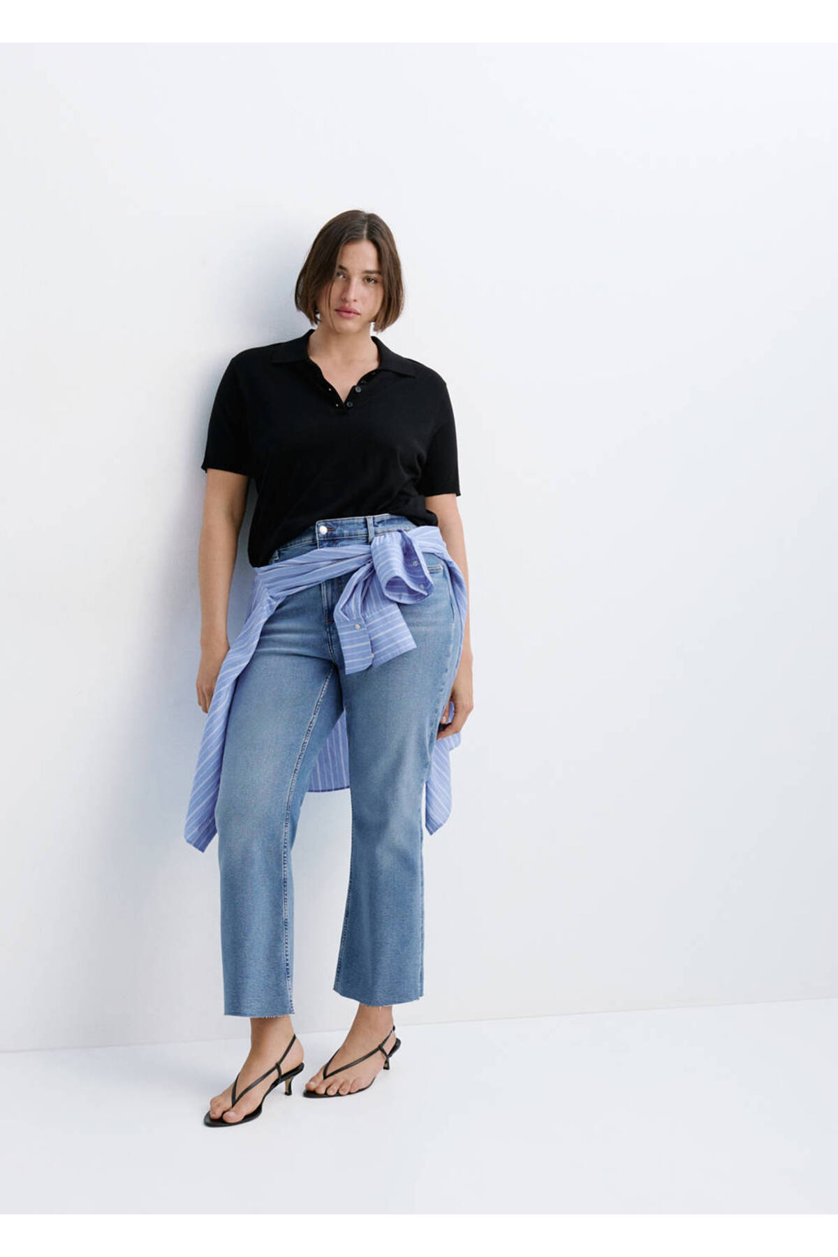 MANGO Woman Sienna flare crop jean pantolon görsel 8
