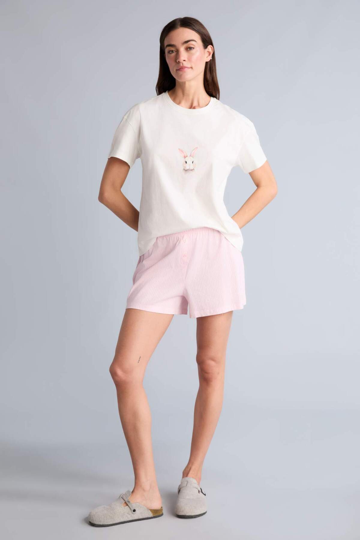 DeFacto %100 Pamuk Boxy Fit Kısa Kollu Bisiklet Yaka Tişört Şort Pijama Takımı G9857AX26SM