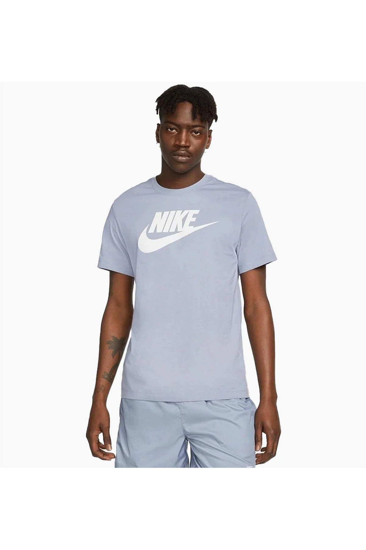 تیشرتمردانهNikeآبی