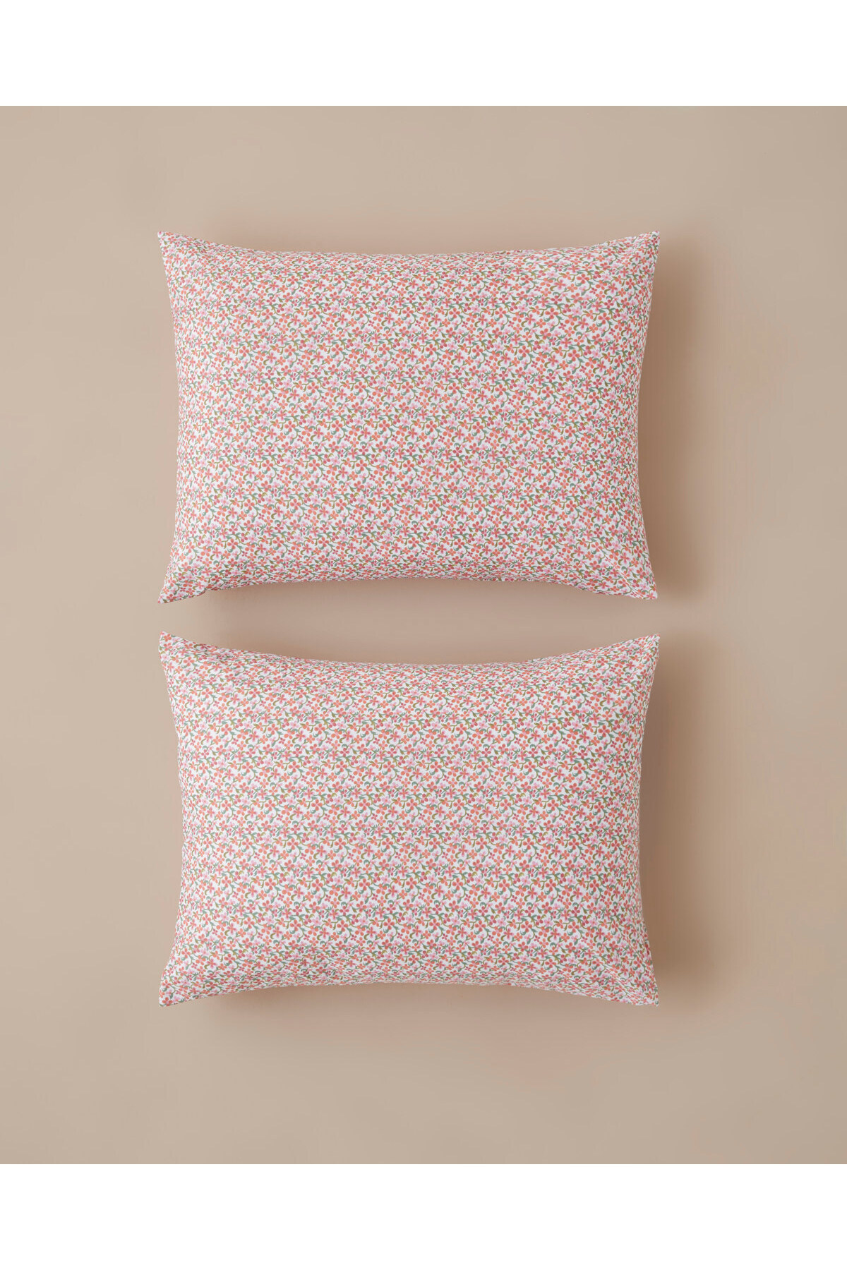 Berry Garden Kolay Ütülenir 2'li Yastık Kılıfı 50x70 cm Kırmızı