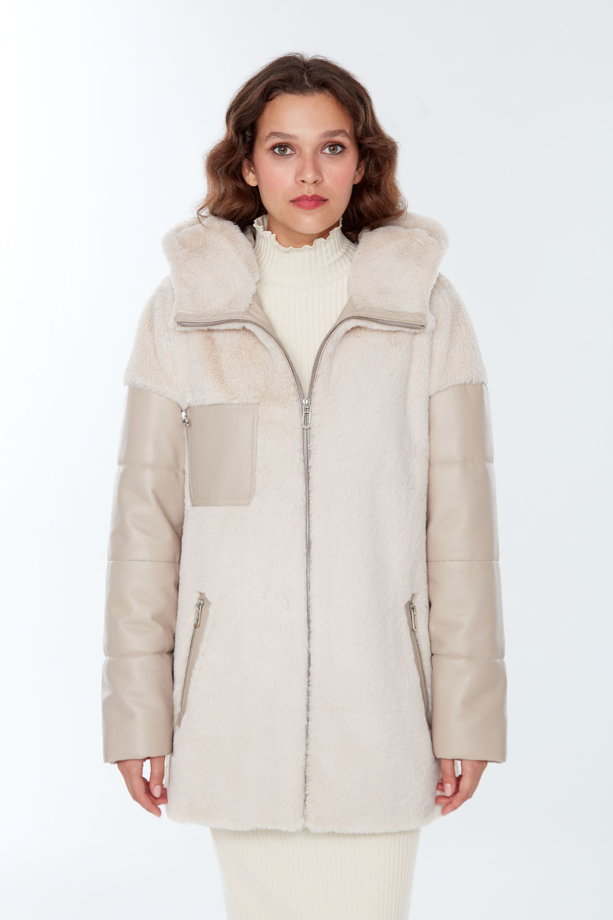 Derimod Chamonix Kadın Bej Kapüşonlu Teddy Deri Kaban 22WGD5033FF