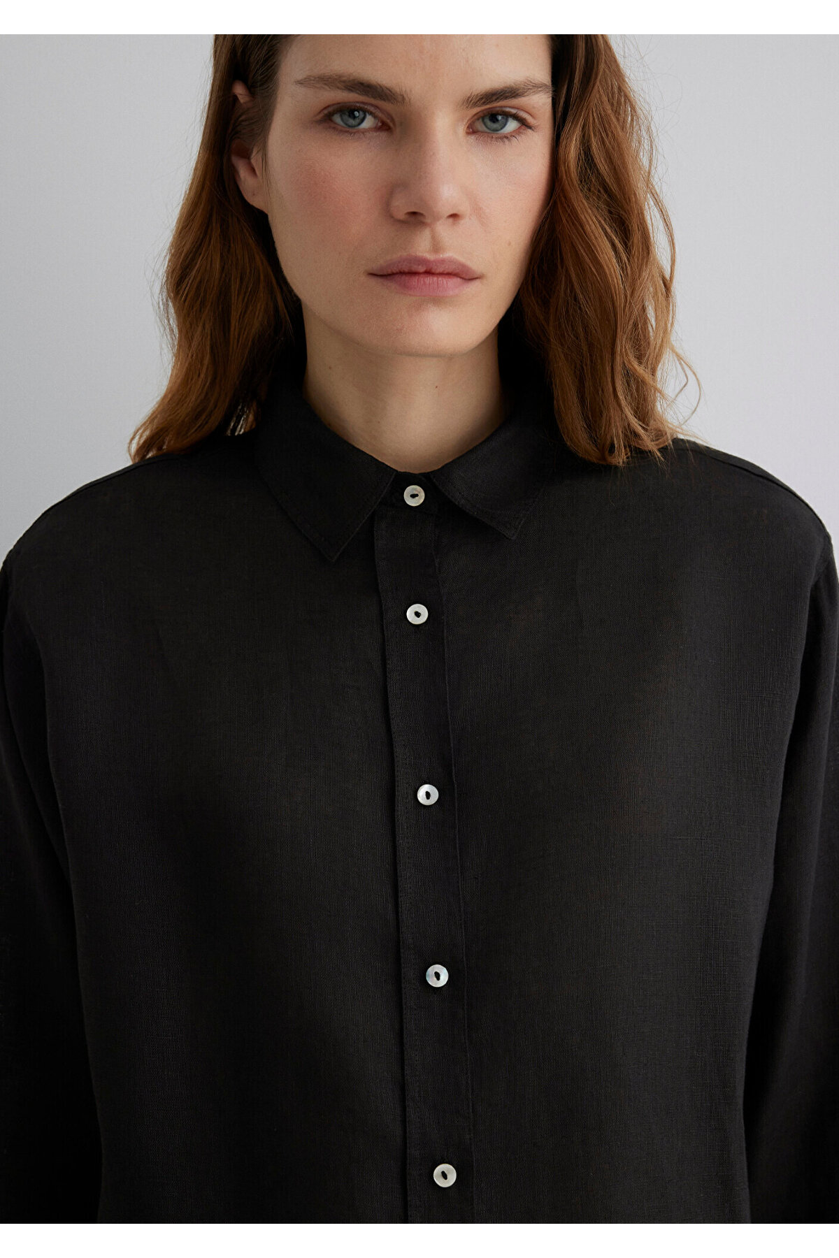 Siyah Keten Gömlek Loose Fit / Bol Rahat Kesim 1210747-900 — رنگارنگ — تصویر 7 از 8