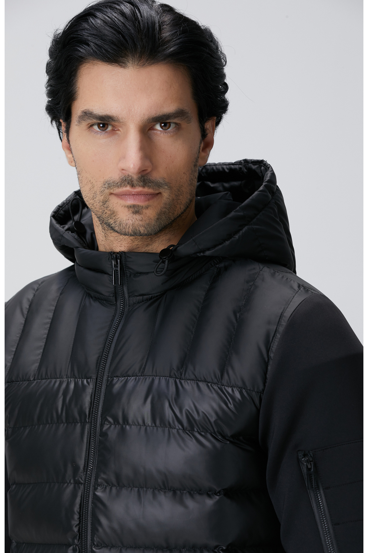 N-Tech Siyah Kapüşonlu Puffer Mont — مشکی 1095553 — تصویر 6 از 8