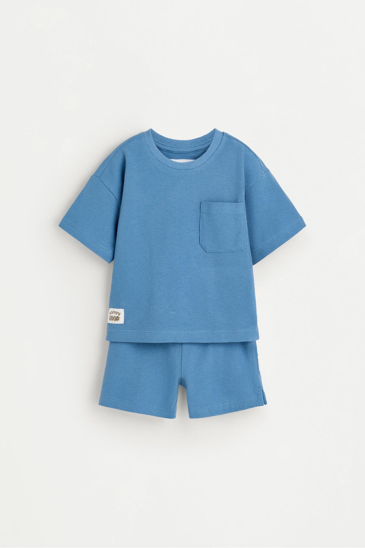 Textured t-shirt and bermuda shorts set