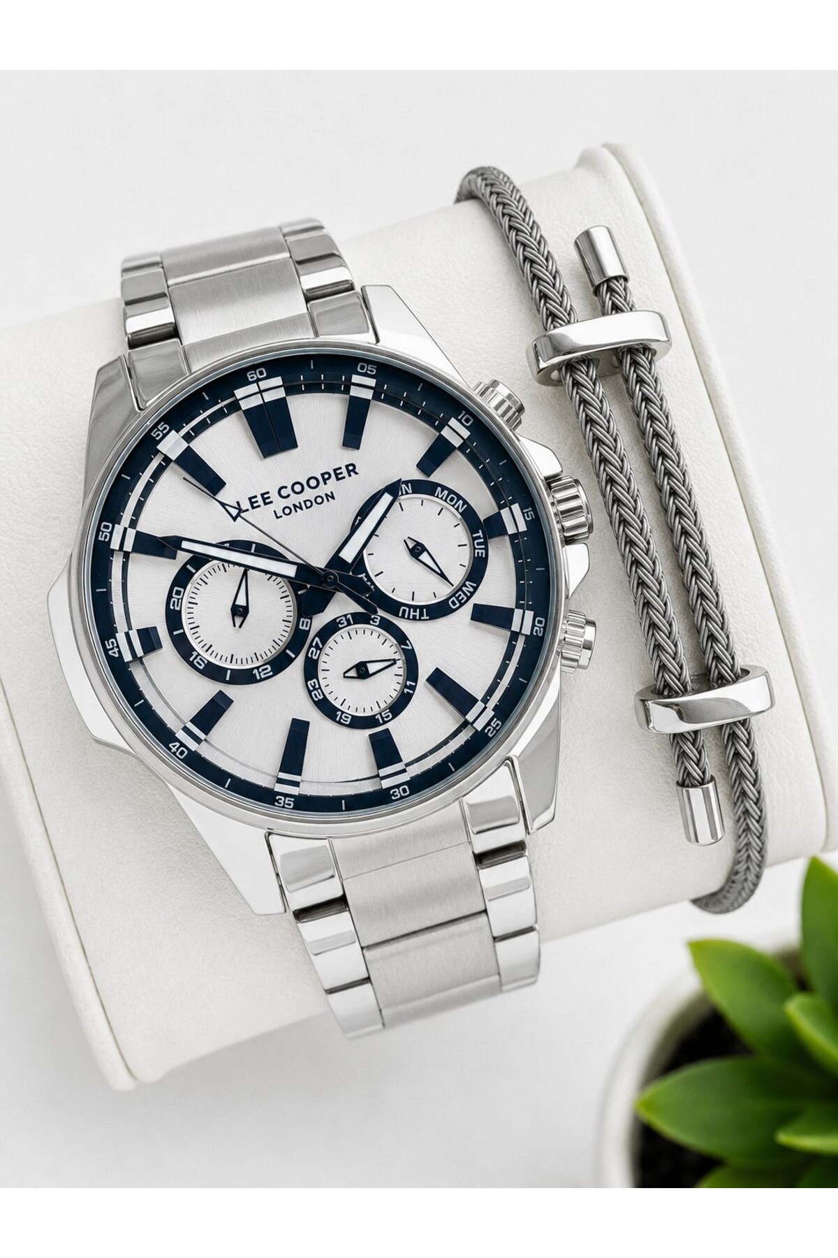 2 Year Warranty Men's Wrist Watch with Inner Dial Functions Active Bracelet Gift E8253.330