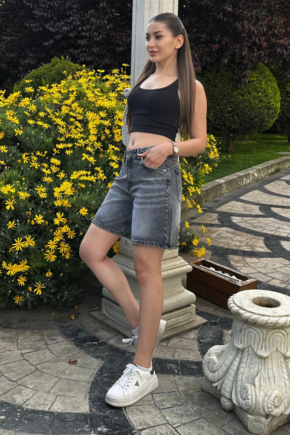 Kadın Vintage Efektli Yüksek Bel 5 Cepli Straight Fit Şort Jeans antrasit 4