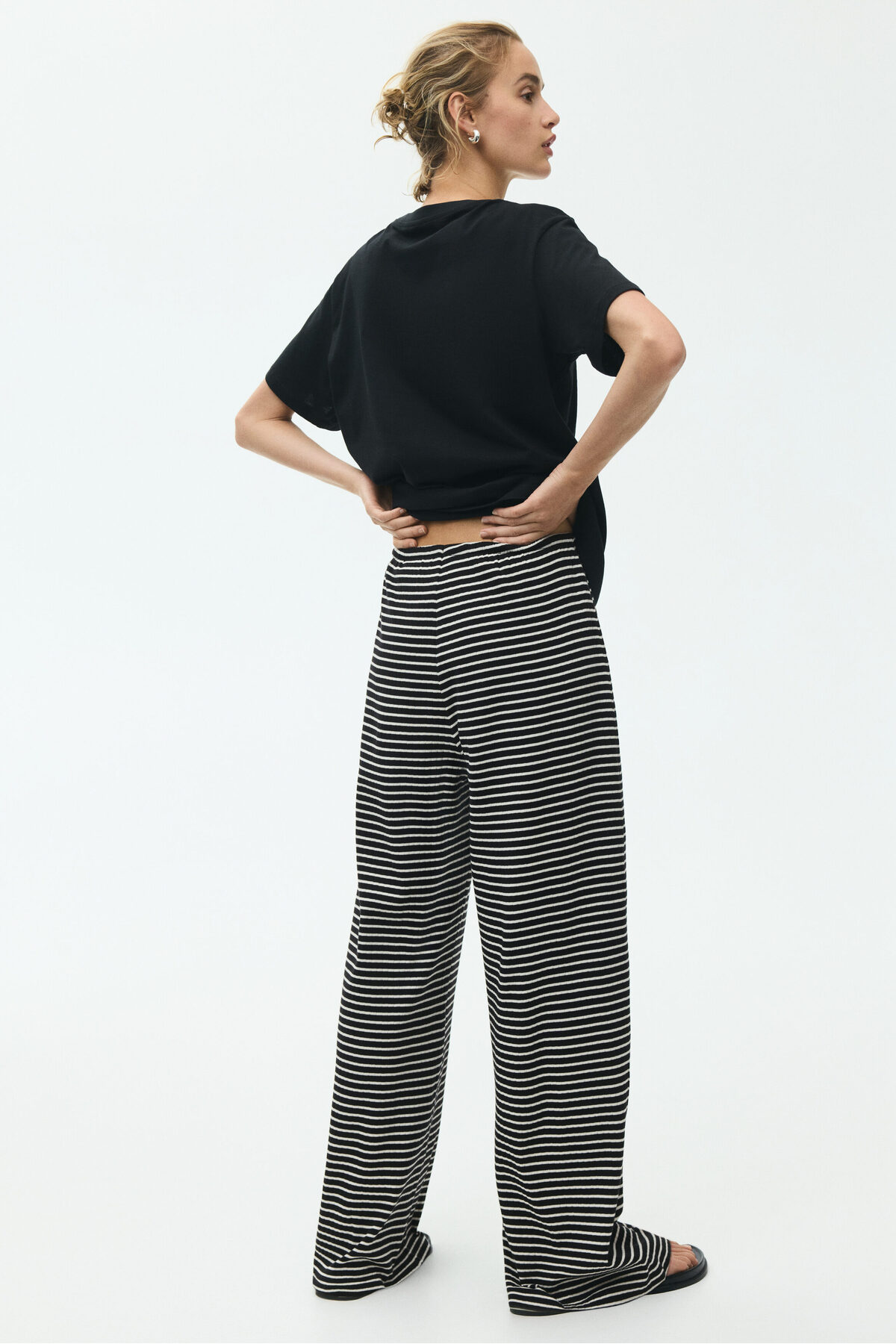 H&M Ribanalı ve Büzgü Bağlı Pantolon