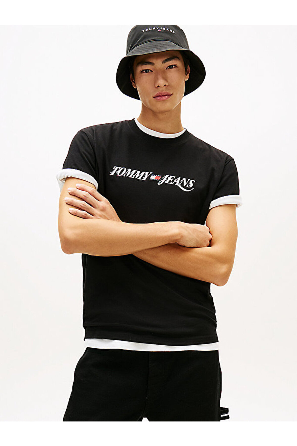 تیشرتمردانهTommy Hilfigerمشکی