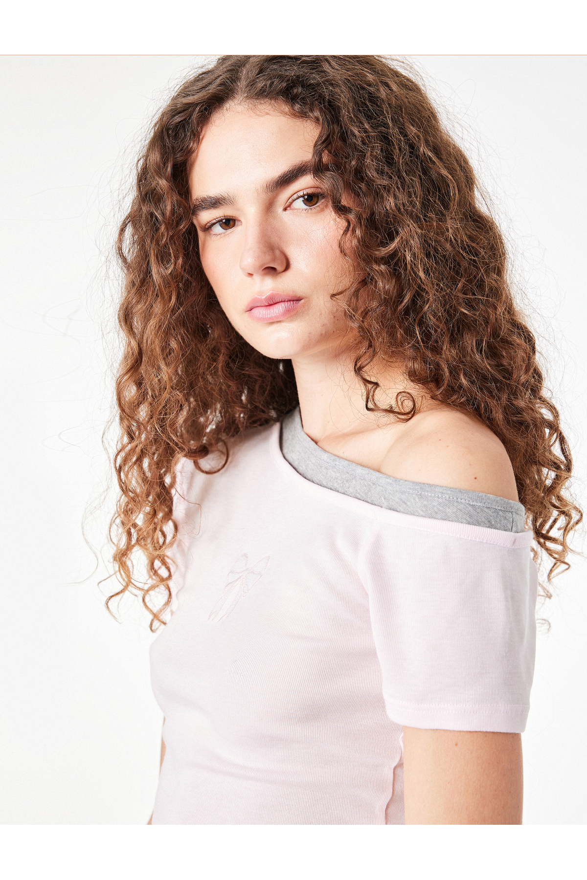 Koton Asymmetrical Bow Print Slim Fit Double Boat Neck Short Sleeve T-Shirt