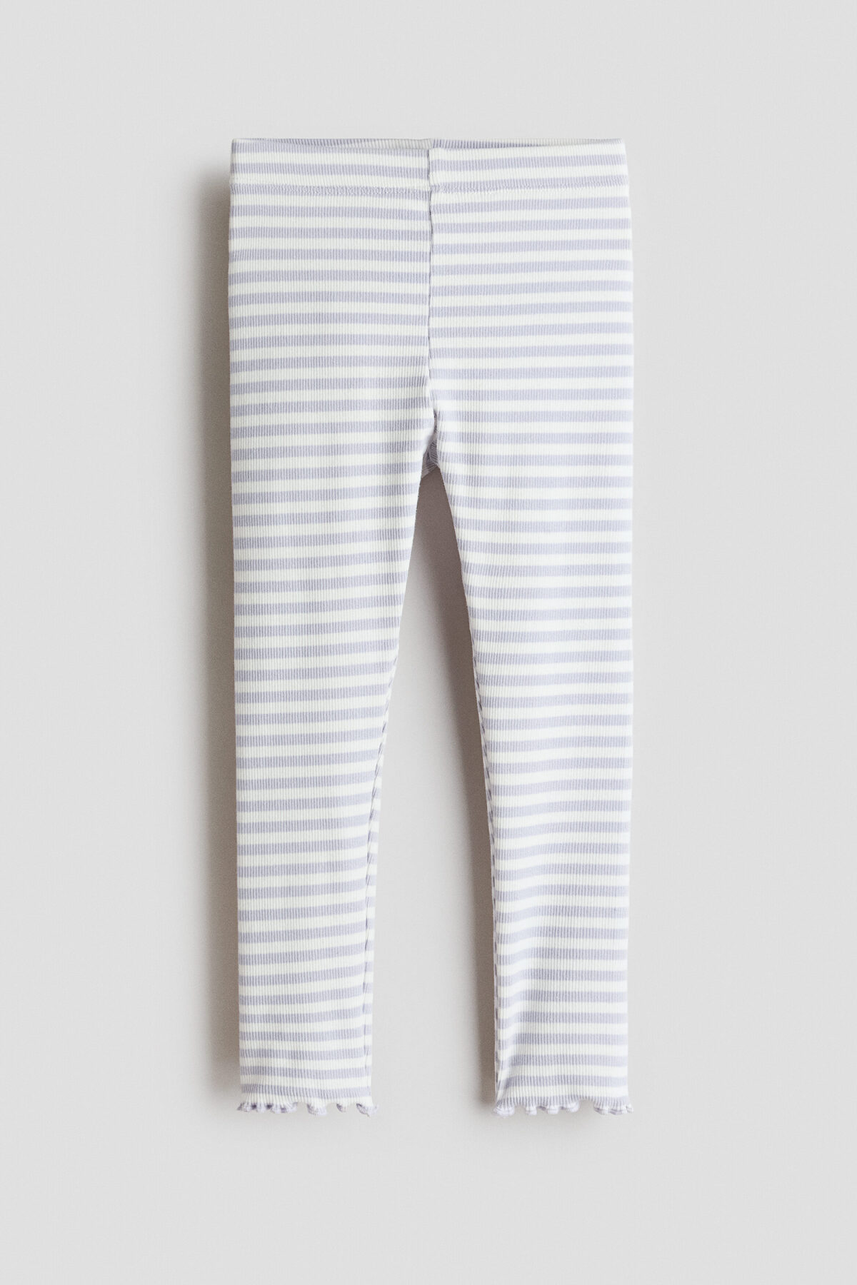 لگ‌های نخی و آجدار اچ اند ام ساپورت H&M