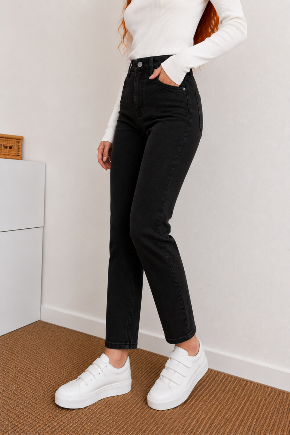 DELDNM Alley Kadın Siyah Yüksek Bel Likralı Trend Mom Jean görsel 5