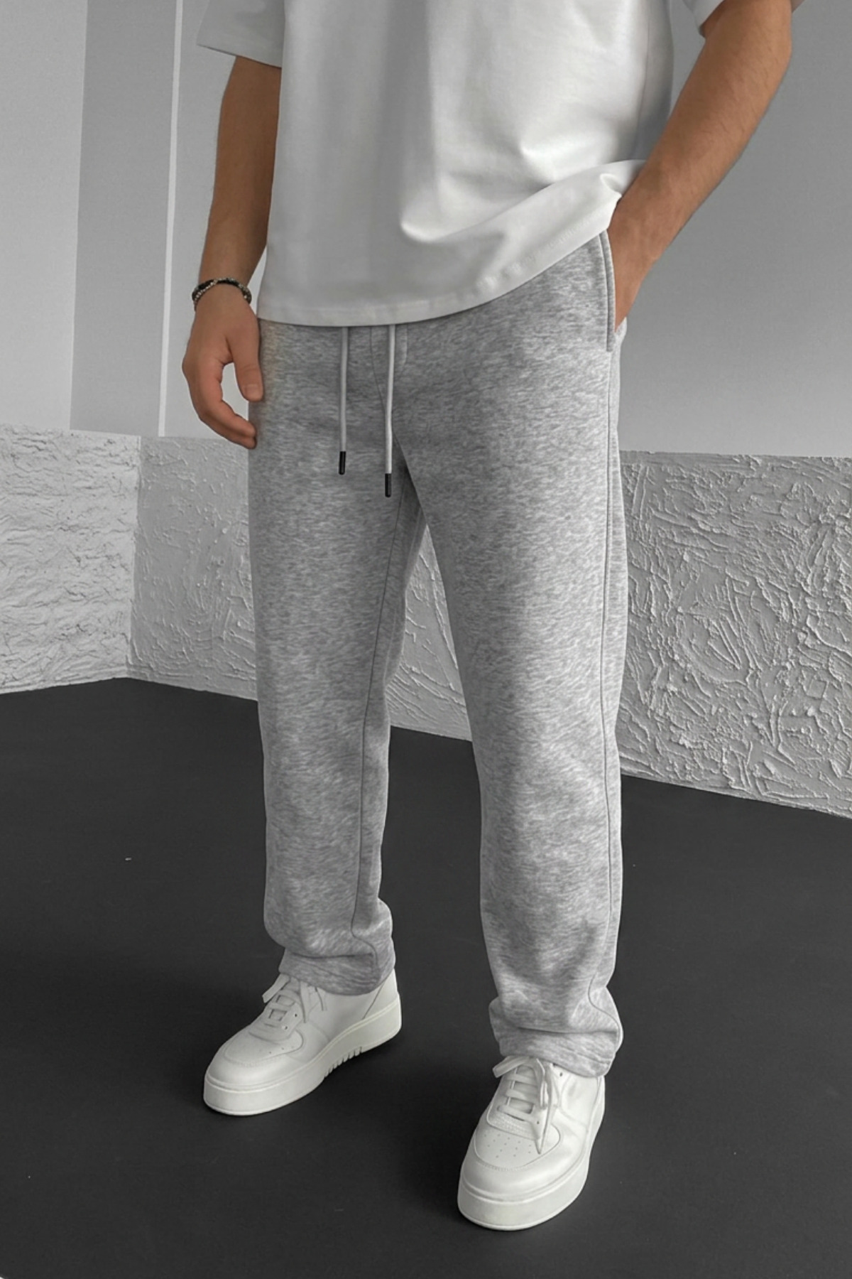 STRAVON Erkek Gri Pamuklu Baggy Fit Rahat Kesim Beli Bağlamalı Yan Cepli Örme Eşofman Altı