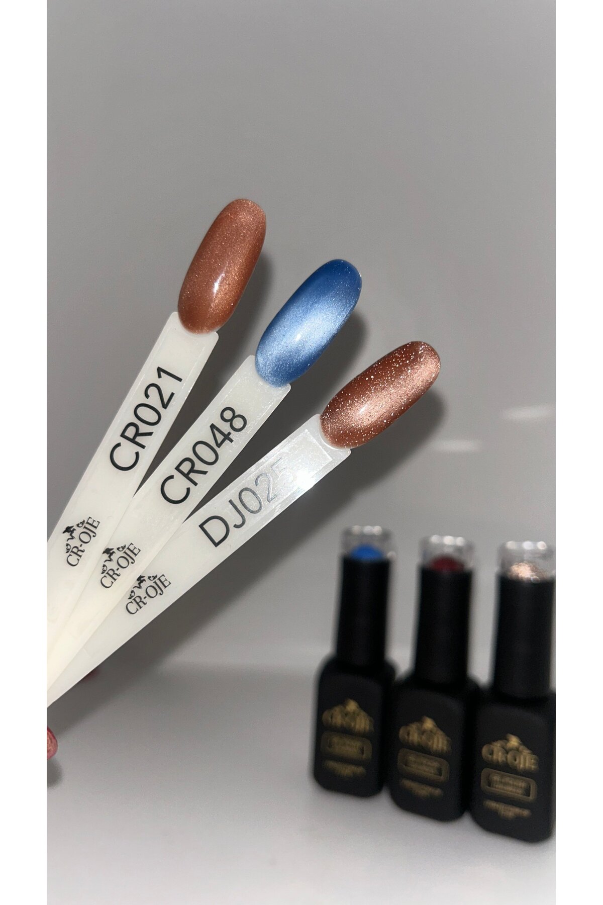 Korean Cat Eye Kristal Efektli Manyetik Cat Eye / Kedi Gözü Kalıcı Oje -CR021 (5 ML) — رنگارنگ yenicateyeserisi — تصویر 4 از 4