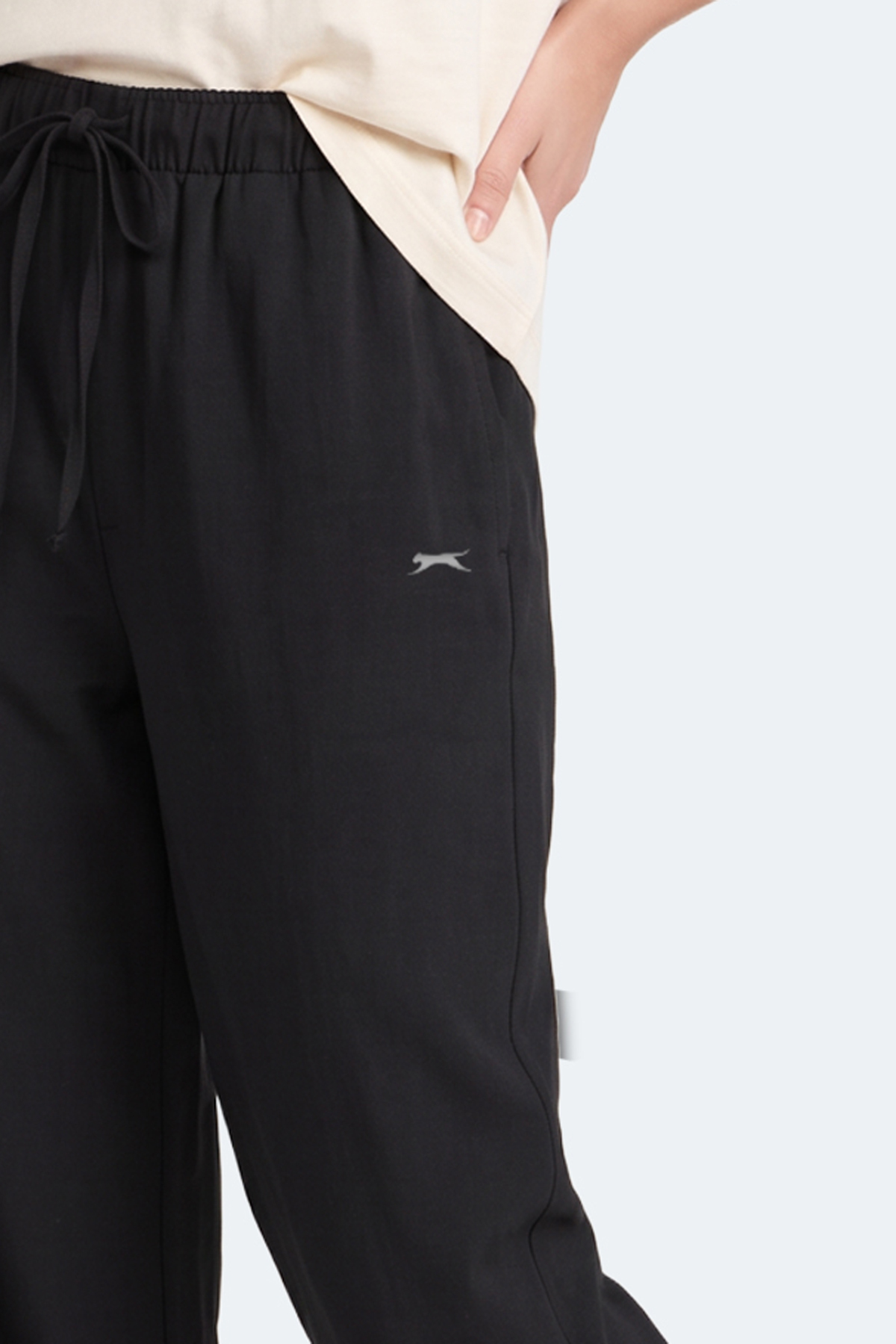 Slazenger SUNFLOWER Kadın Bol Paça Siyah Eşofman Altı görsel 8