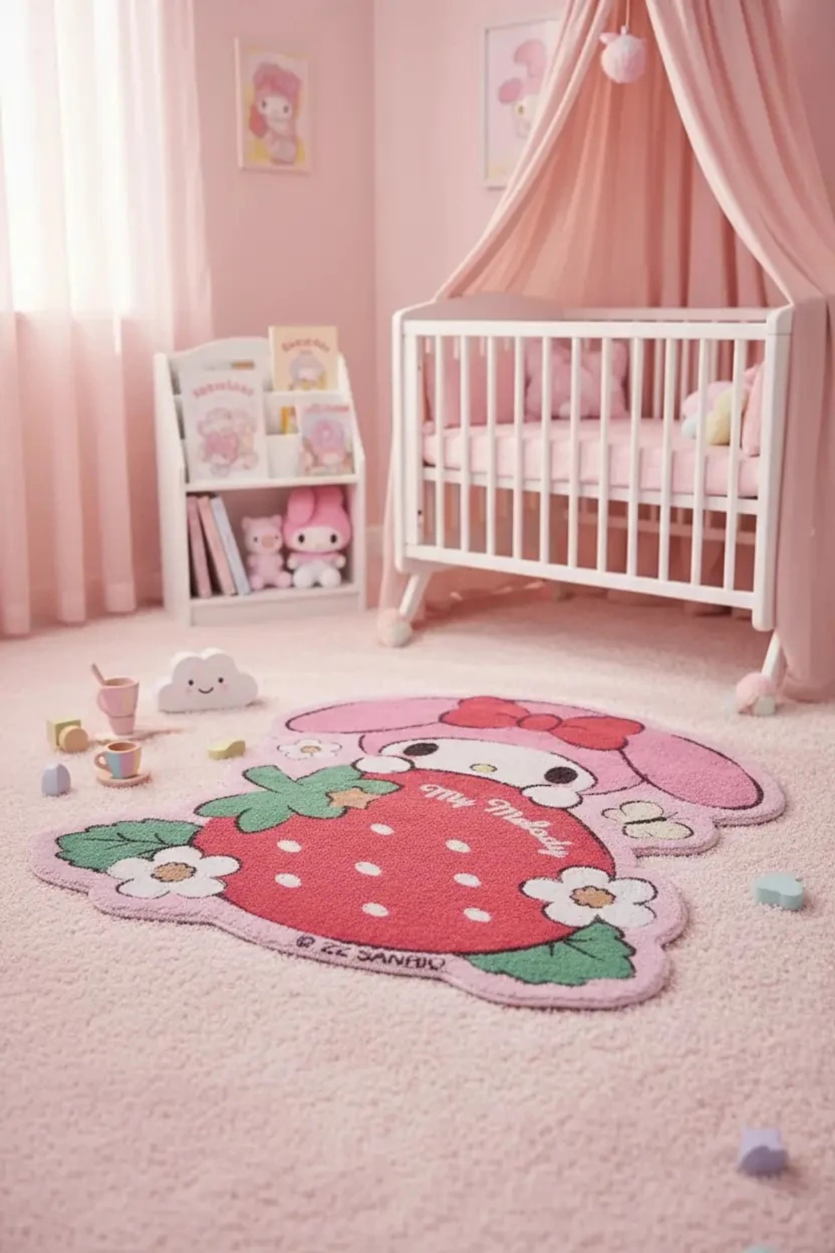 SANRIO My Melody Lisanslı Çilek Figürlü Küçük Halı – Kaymaz