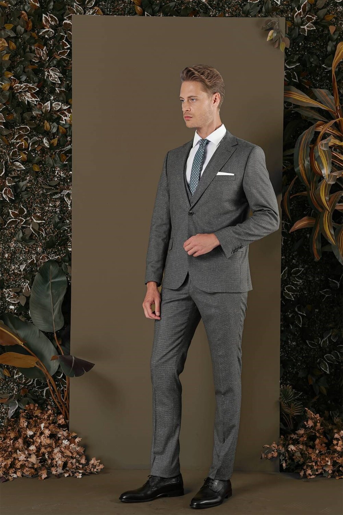 Slim Fit Mono Collar Textured Dark Grey Vest Suit TK 873 — رنگارنگ TK873Y1122 — تصویر 3 از 8