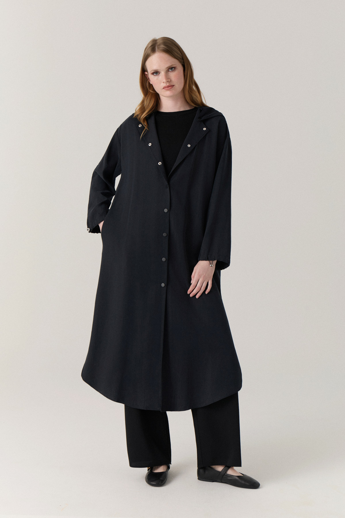 センソユニコ慈雨ハーフコート￥69000＋税 Zühre Kapüşonlu Düğmeli Bağcıklı Siyah Giy Çık 0019 - Fiyatı