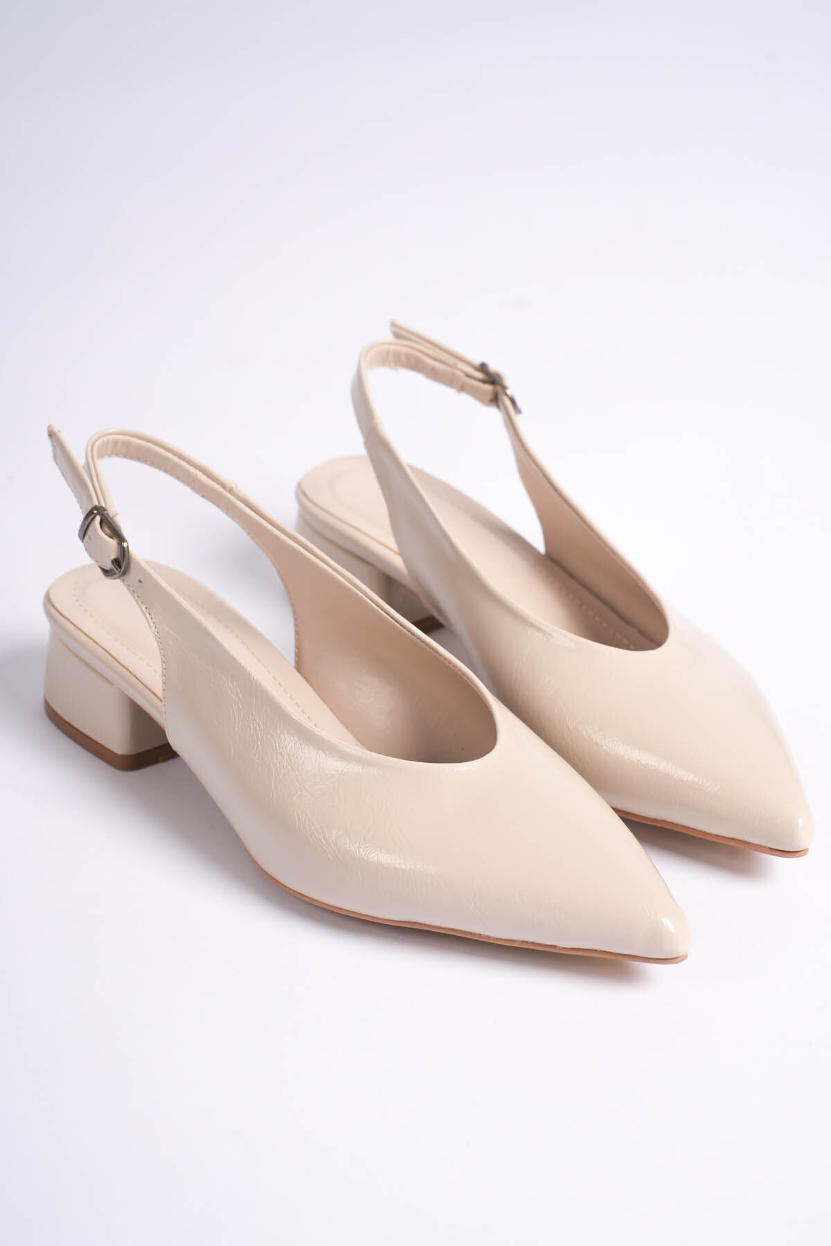 Vienna Women's Cream Tan Beige Back Open Short Heel Shoes