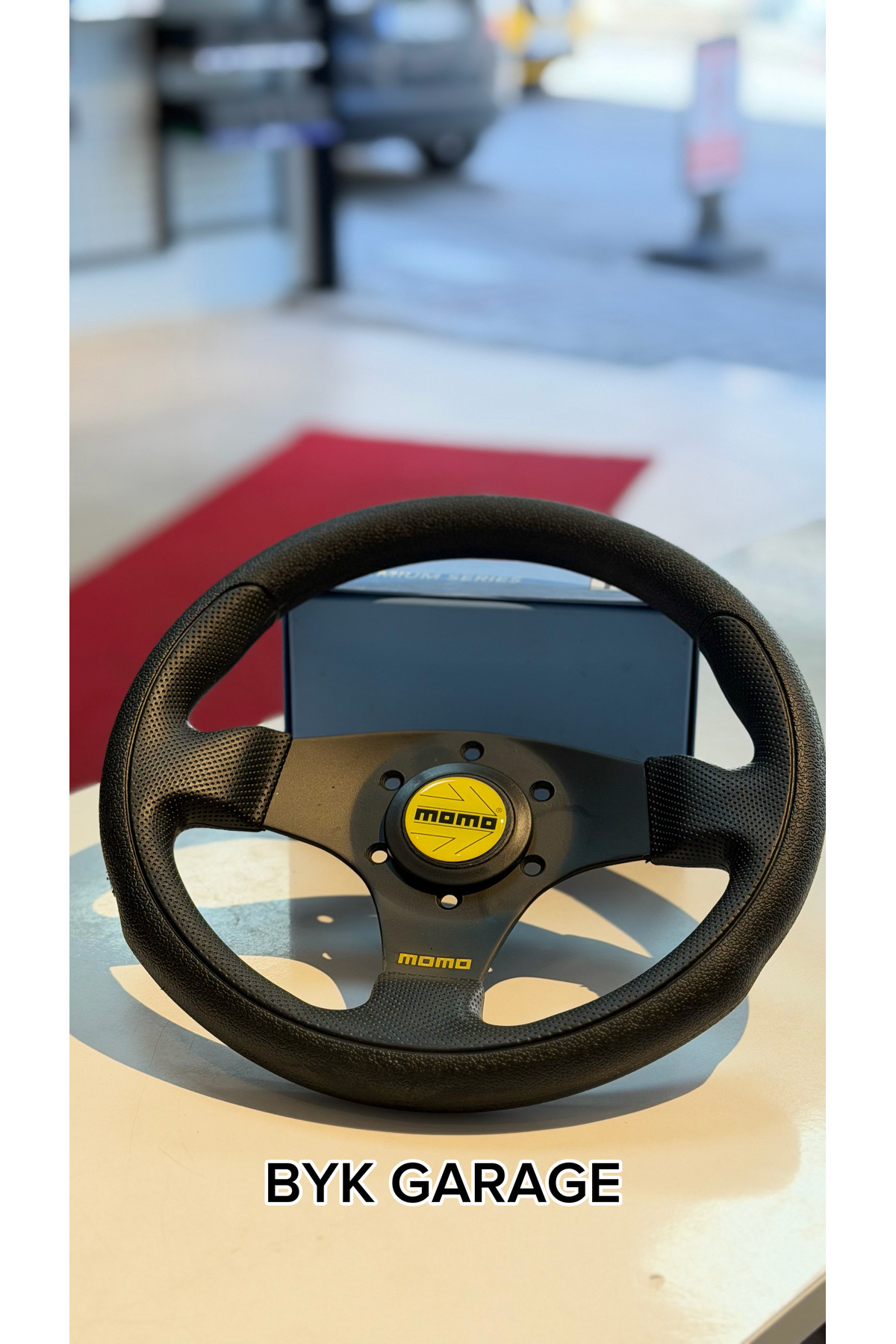 momoさん専用 🏎️ Momo ile Aracınıza Stil Katın! Direksiyon ve Aksesuarları