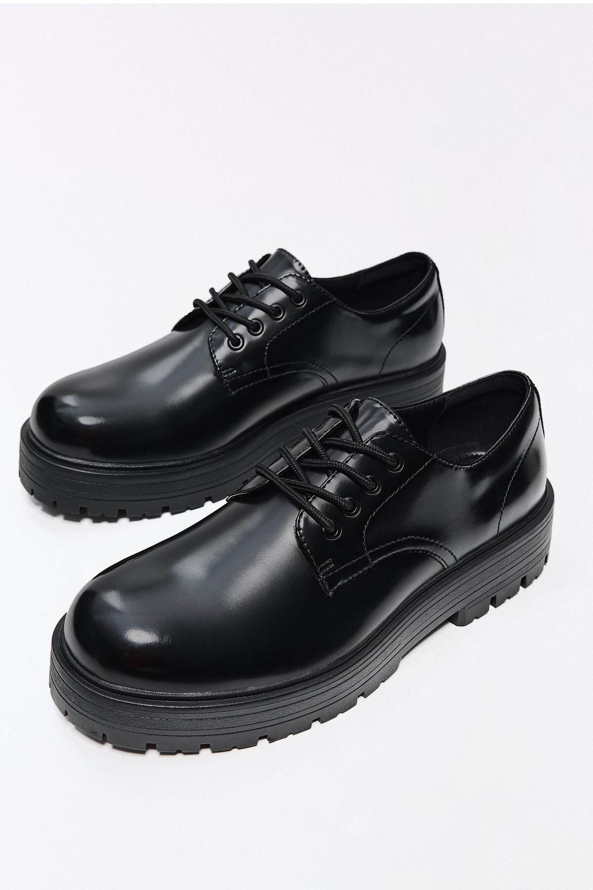 Bershka Blucher ayakkabı görsel 3