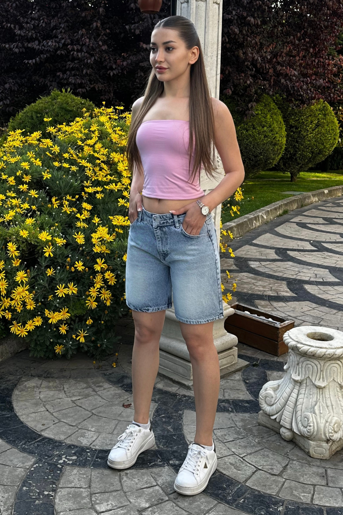 Kadın Vintage Efektli Yüksek Bel 5 Cepli Straight Fit Şort Jeans açık mavi 3