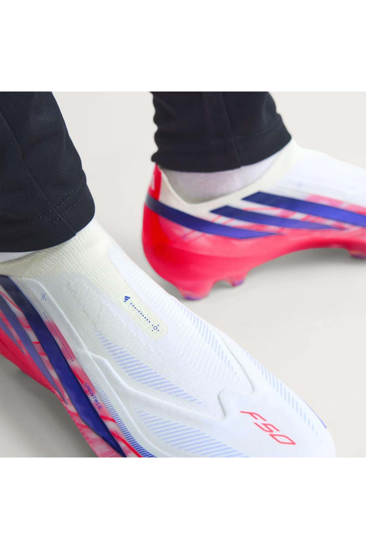 adidas F50 Hyperfast Elite Laceless FG Erkek Krampon görsel 8