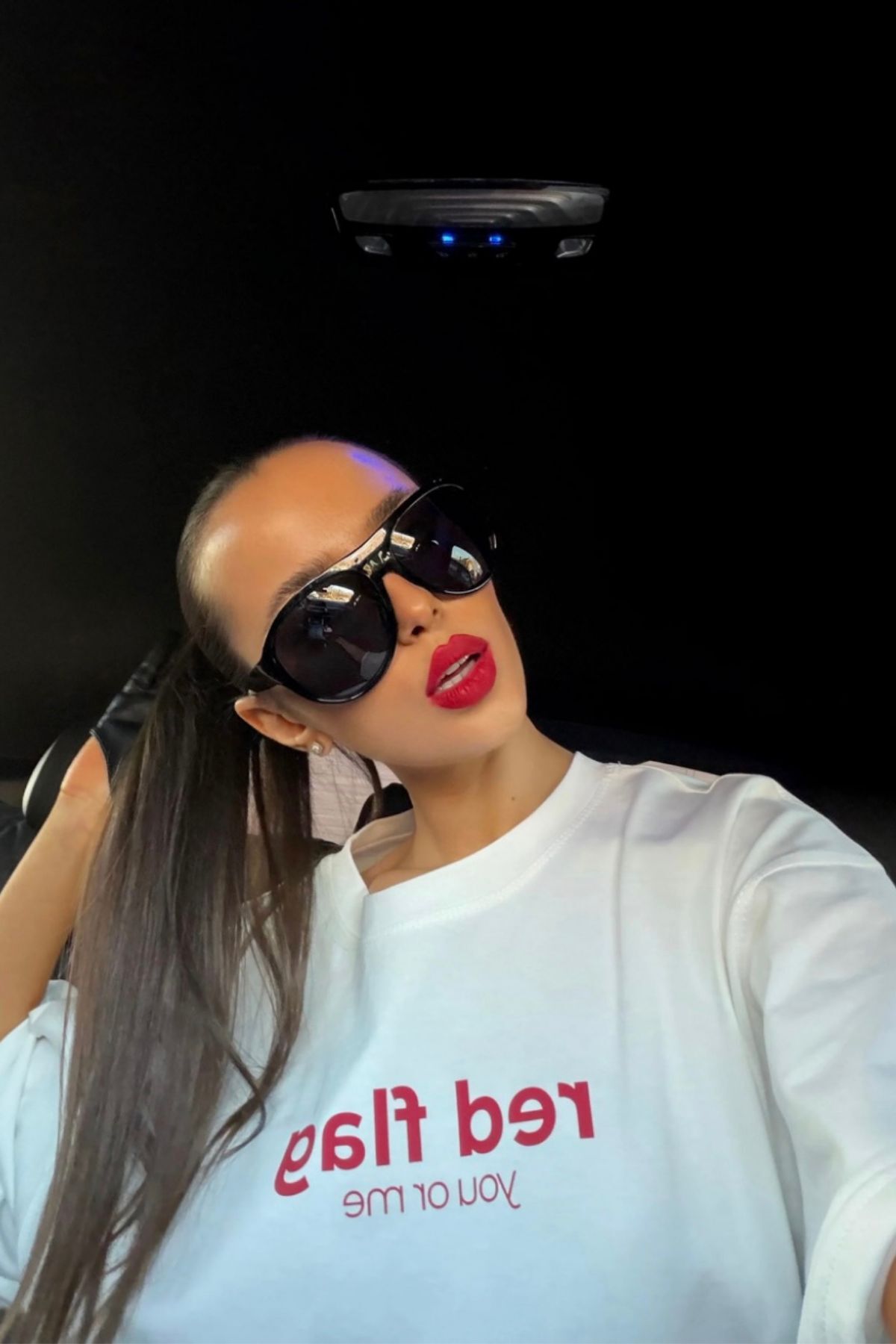QUKA Red Flag Baskılı Beyaz %100 pamuk 24/1 Oversize Tshirt görsel 3