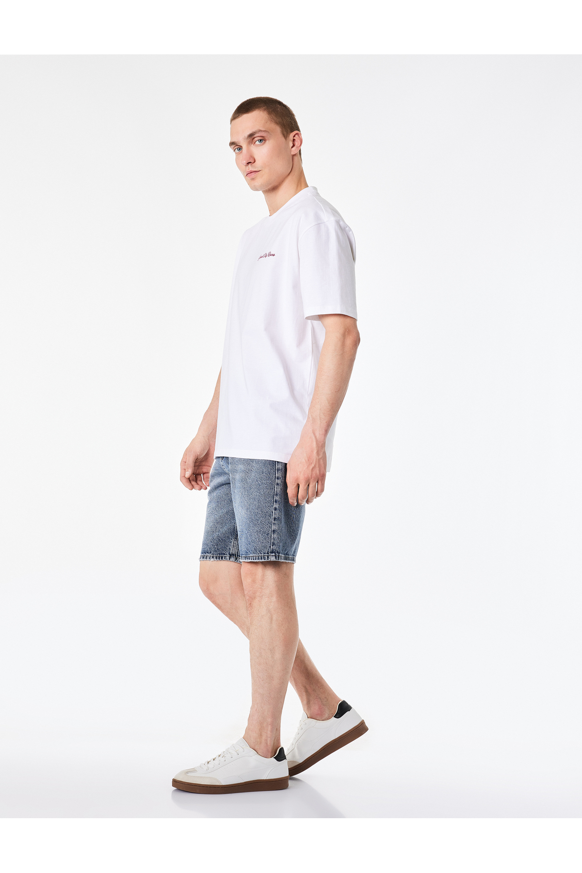 Koton Pamuklu Normal Bel Straight Fit Jean Şort görsel 2