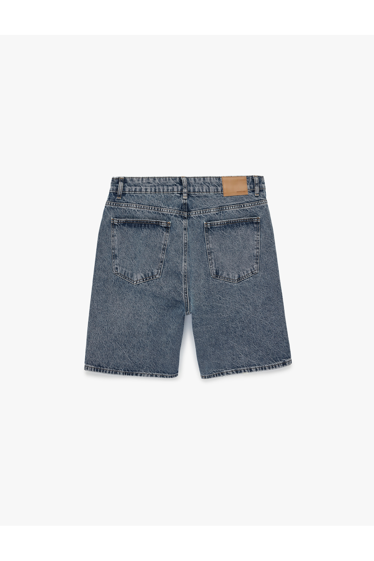 Koton Pamuklu Normal Bel Straight Fit Jean Şort görsel 6